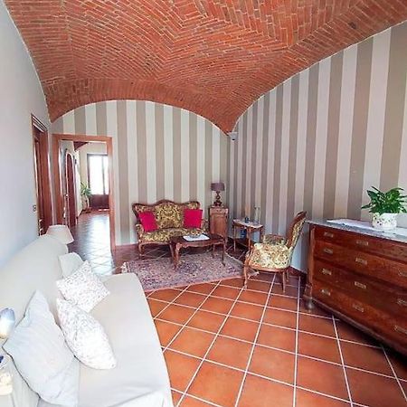 Вилла Casa Caliera Вивероне Экстерьер фото